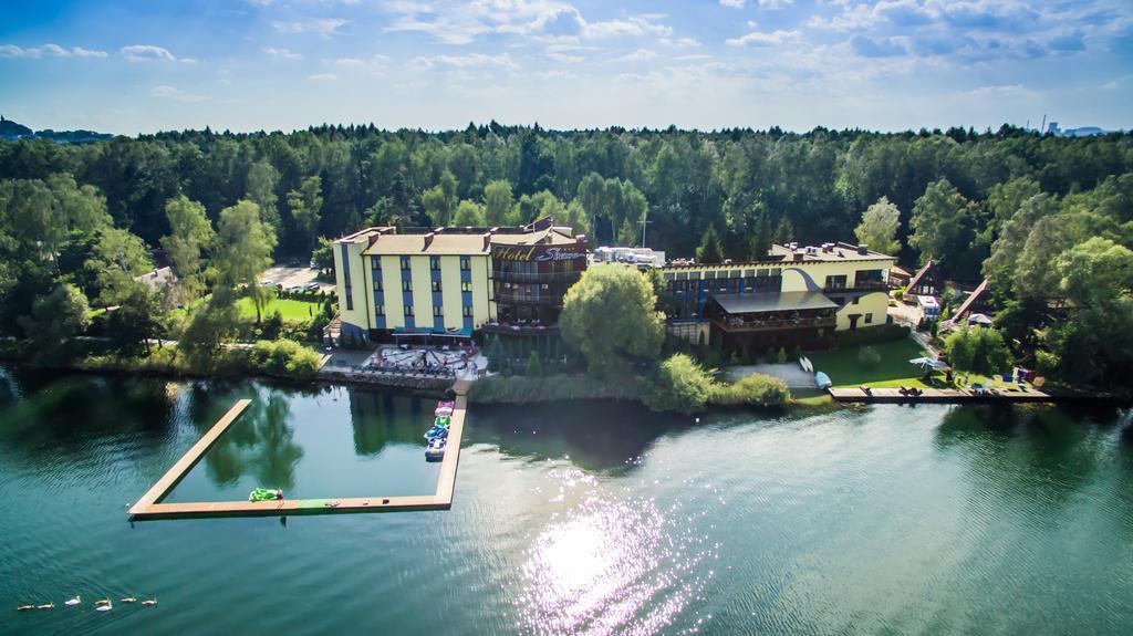 Shuma Hotell Dąbrowa Górnicza Exteriör bild