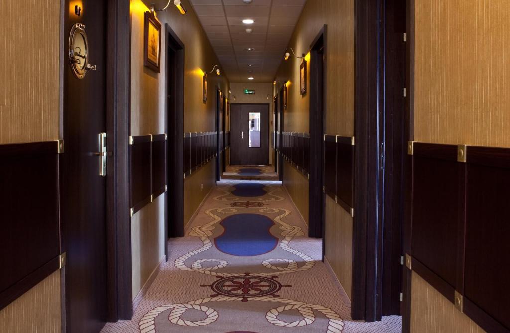 Shuma Hotell Dąbrowa Górnicza Exteriör bild